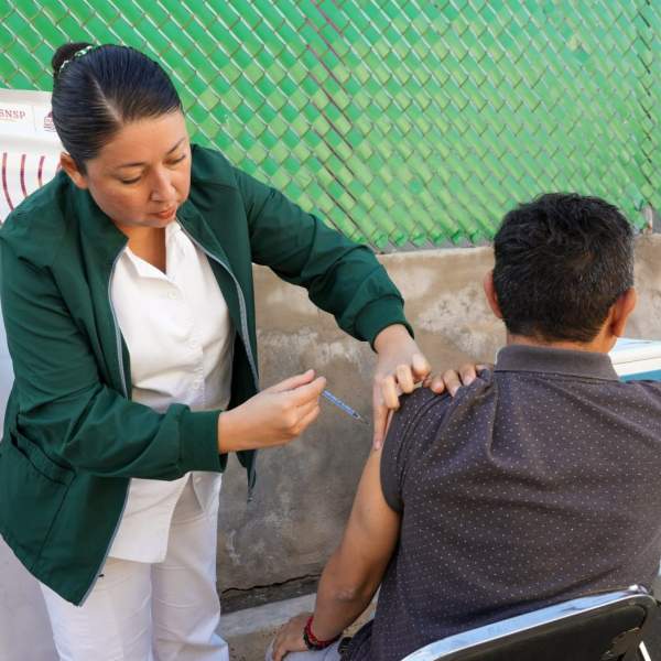 Secretaría de Salud ofrece vacunación gratuita contra influenza y sarampión en Cajeme